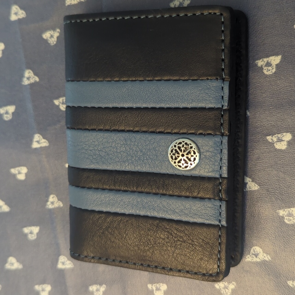 Brighton Santorini Card Holder - Picture 2 of 5